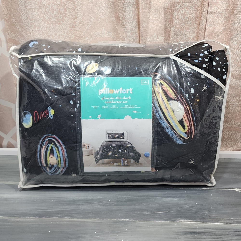 Pillowfort Glow-in-the-Dark Comforter Twin Space Planets Galaxy NO SHAM